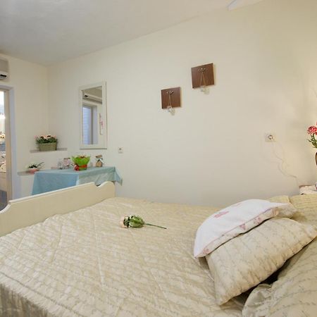 Erato Apartment In Argostoli Ngoại thất bức ảnh