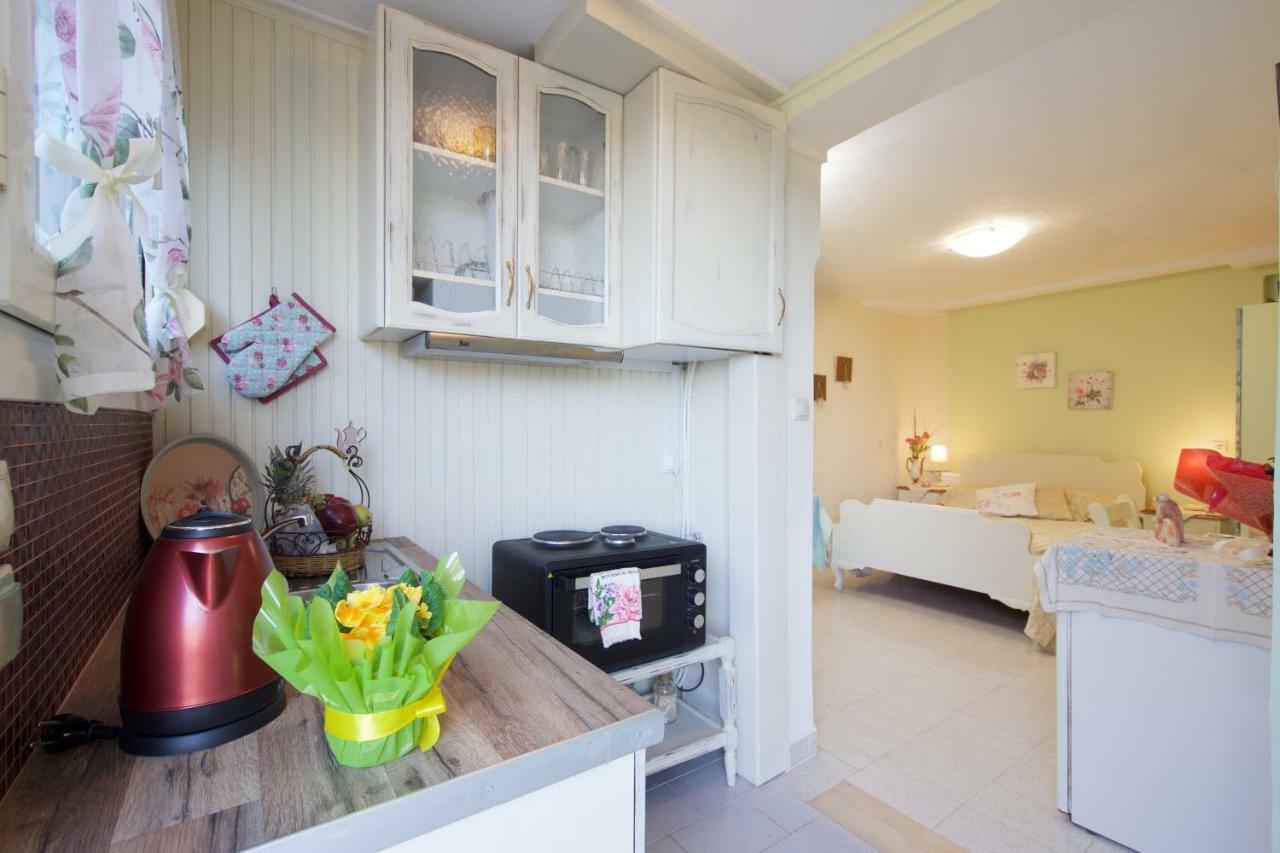 Erato Apartment In Argostoli Ngoại thất bức ảnh